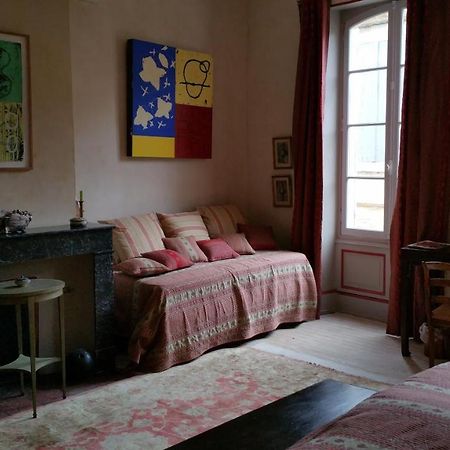 La Chambre De Diane Lectoure Exterior photo