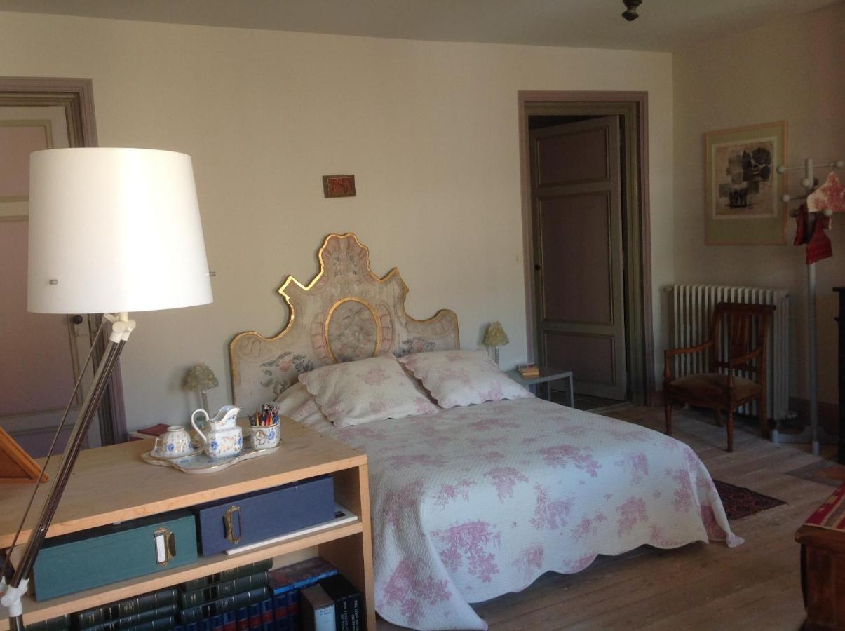 La Chambre De Diane Lectoure Exterior photo