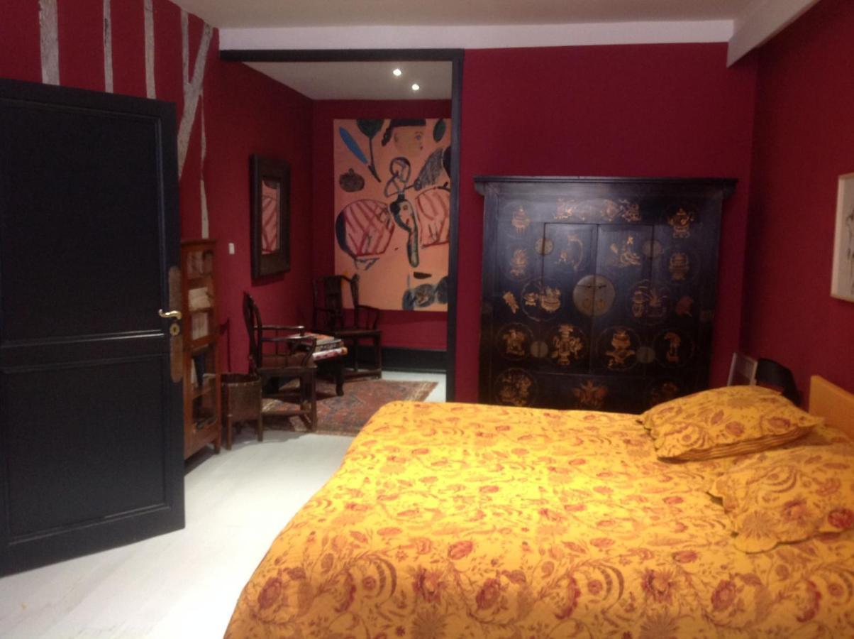 La Chambre De Diane Lectoure Exterior photo
