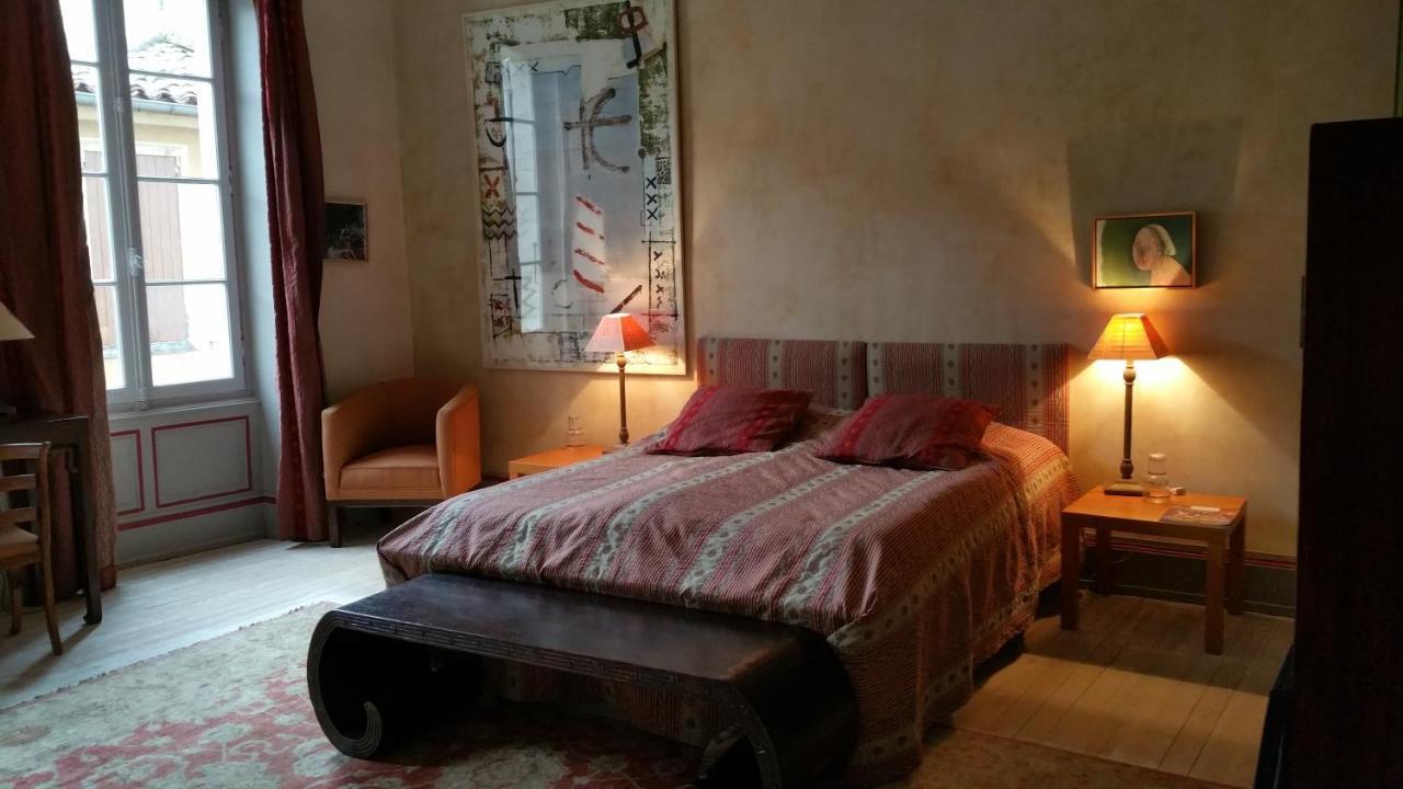 La Chambre De Diane Lectoure Exterior photo